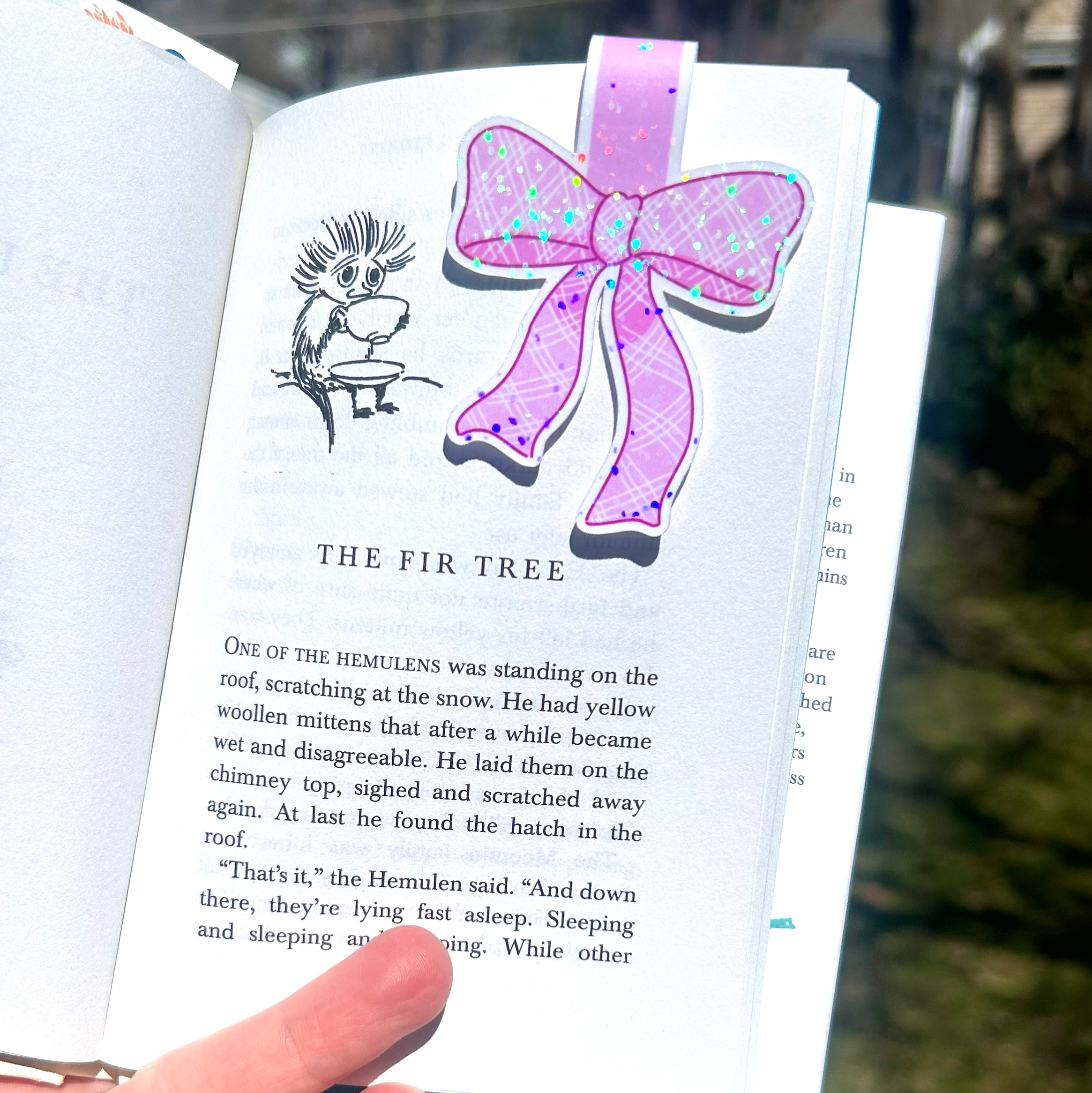 Coquette Bow Magnetic Bookmark