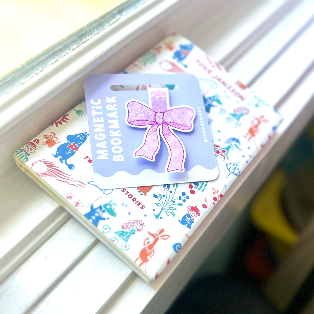 Coquette Bow Magnetic Bookmark